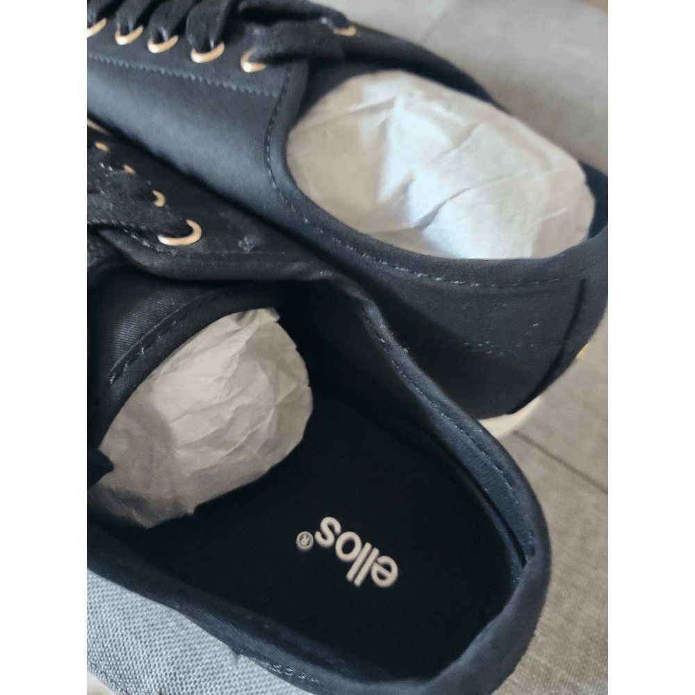 Ellos Lace Up Black Canvas Sneakers Size 8 - Picture 5 of 8